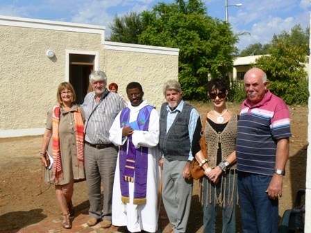 Sonja and John McKenna, Father Peter Minnaar, Dick Metcalfe, Jackie and Ian Canning